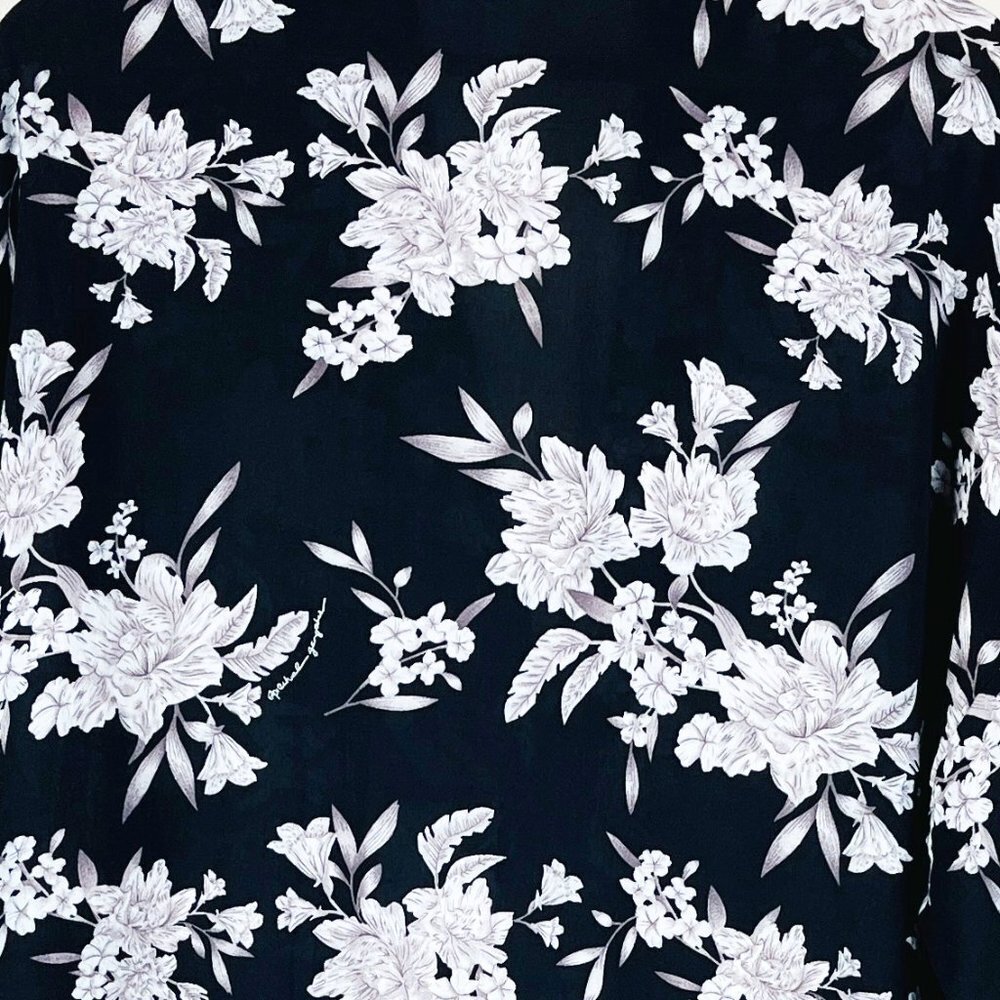 2/$14 Spiritual Gangster Floral Kimono - Picture 6 of 6